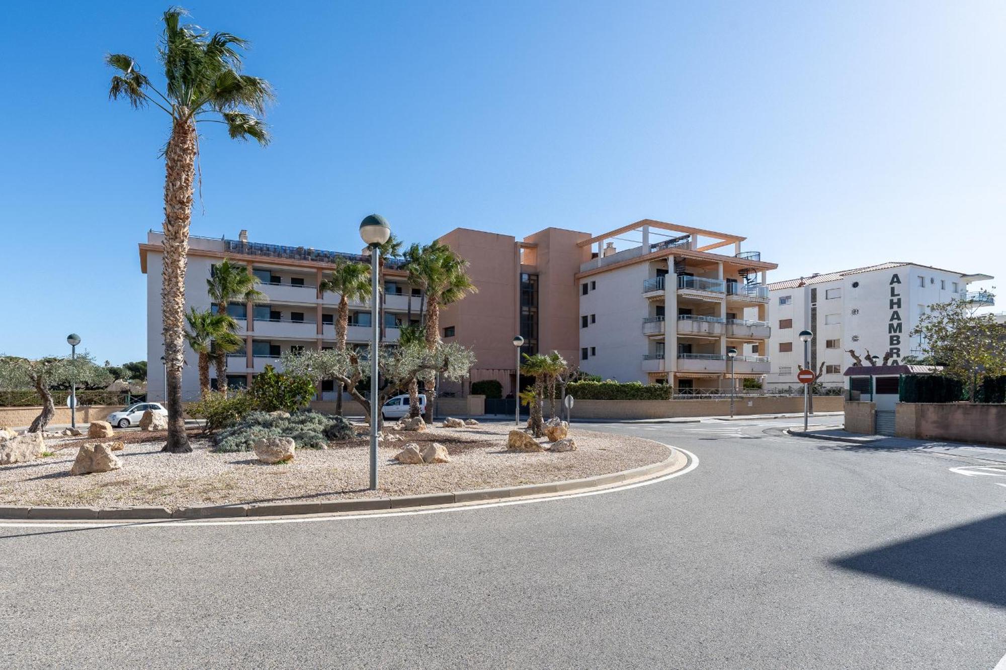 Hauzify I Apartament Oliveres Hospitalet De L'Infant Exterior photo